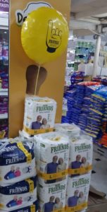 Friends balloon - adult diapers