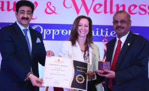 ASSOCHAM-legend-of-natural-cosmeceuticals-award-