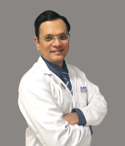 Dr.-Umesh-Srikantha-Head-of-Spine-Services-Aster-RV-Hospital