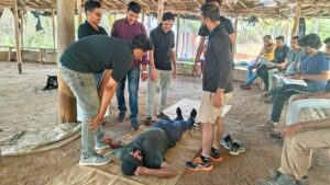 Advanced first-aid training for trek leaders
