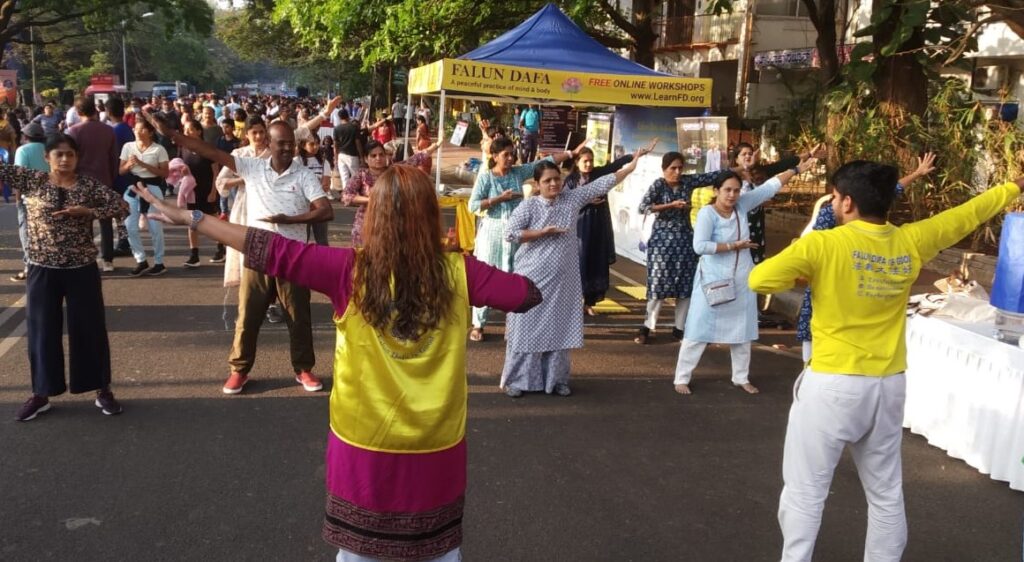 Falun Dafa Practitioners Gain Support