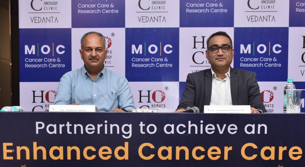 L-R-Dr.-Bhavin-Shah-Director-HOC-Vedanta-Dr.-Chandrashekhar-Pethe-Senior-Medical-Oncologist-MOC-Cancer-Care-Research-Centre-announcing-the-merger-of-the-two-community-cancer-care-centres-scaled